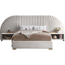  Color_Cream/ Gold  Size_Queen  -- Cleo Cream Velvet Upholstered Queen Bed IMAGE 3