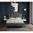  Color_Grey  Size_Queen  -- Lily Grey Velvet Upholstered Queen Bed IMAGE 4