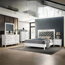 Acme Furniture Chelsie 27390Q Queen Bed IMAGE 5