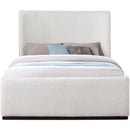 Color_Cream  Size_Queen  -- Oliver Cream Boucle Fabric Upholstered Queen Bed IMAGE 3