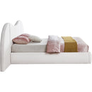  Color_White Size_King -- Everest White Linen Textured Fabric Upholstered King Bed IMAGE 5