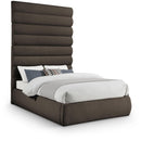 Meridian Adam Brown Boucle Fabric Full Bed IMAGE 1