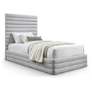 Meridian Maxwell Grey Linen Textured Fabric Twin Bed (3 Boxes) IMAGE 1