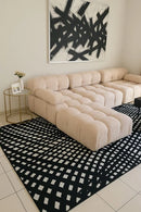 POLAR820 Black/White 5x7 Rug